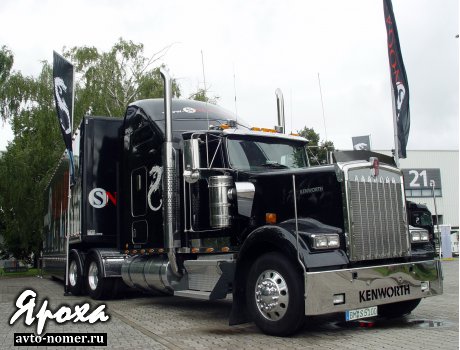 BM S 5100, Kenworth W900
