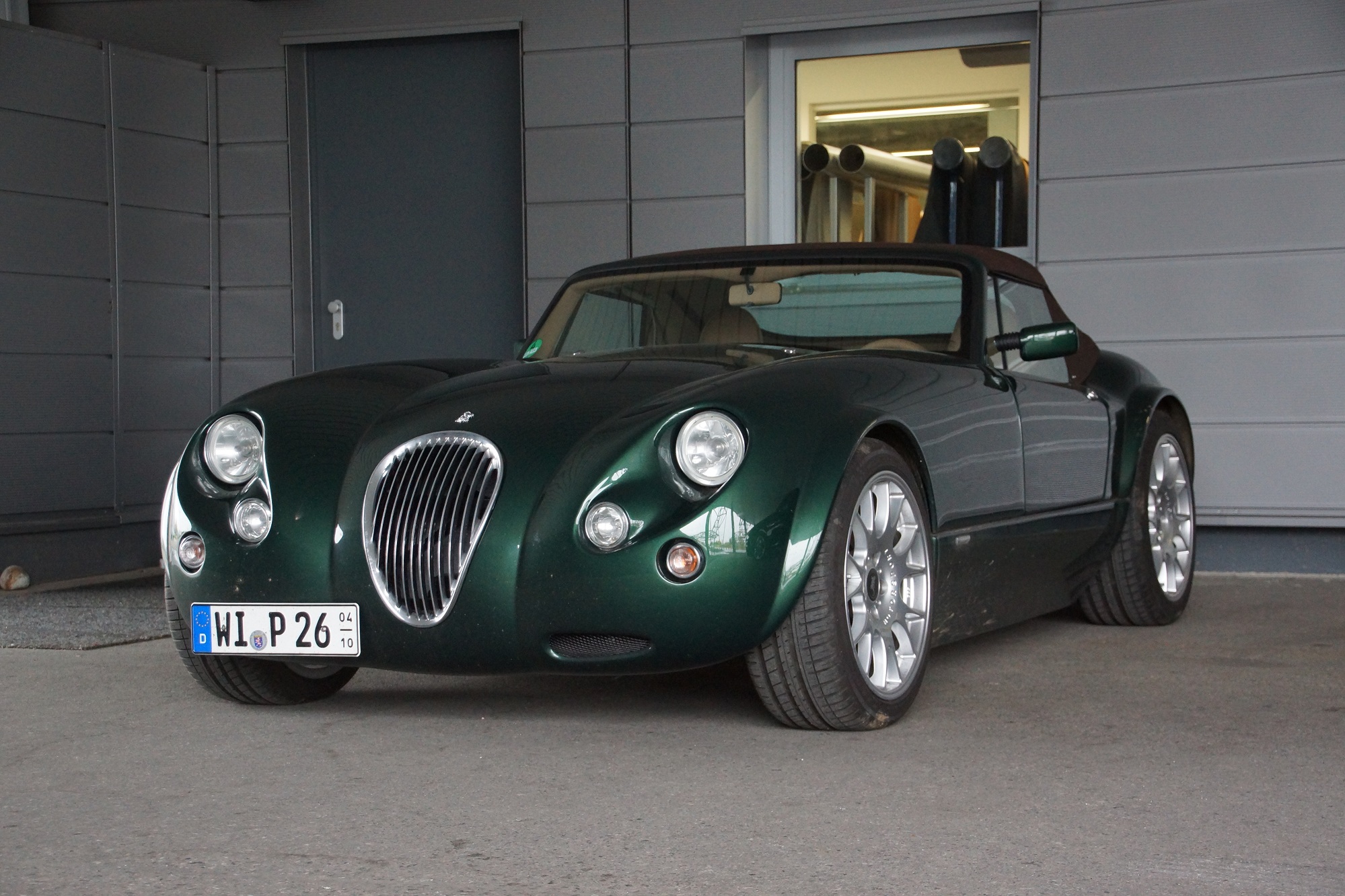 Автомобиль Wiesmann MF 3