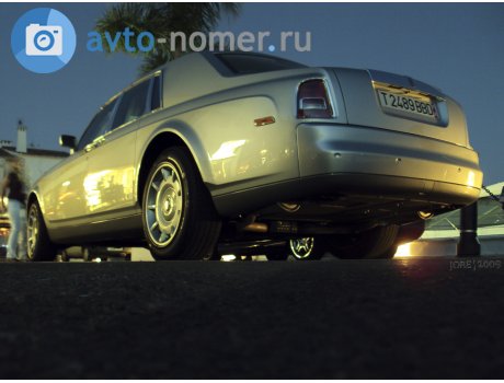 T 2489 BBD, Rolls-Royce Phantom