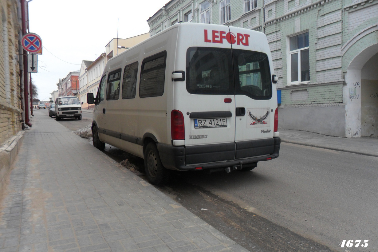 RZ 4121F, Renault Master 