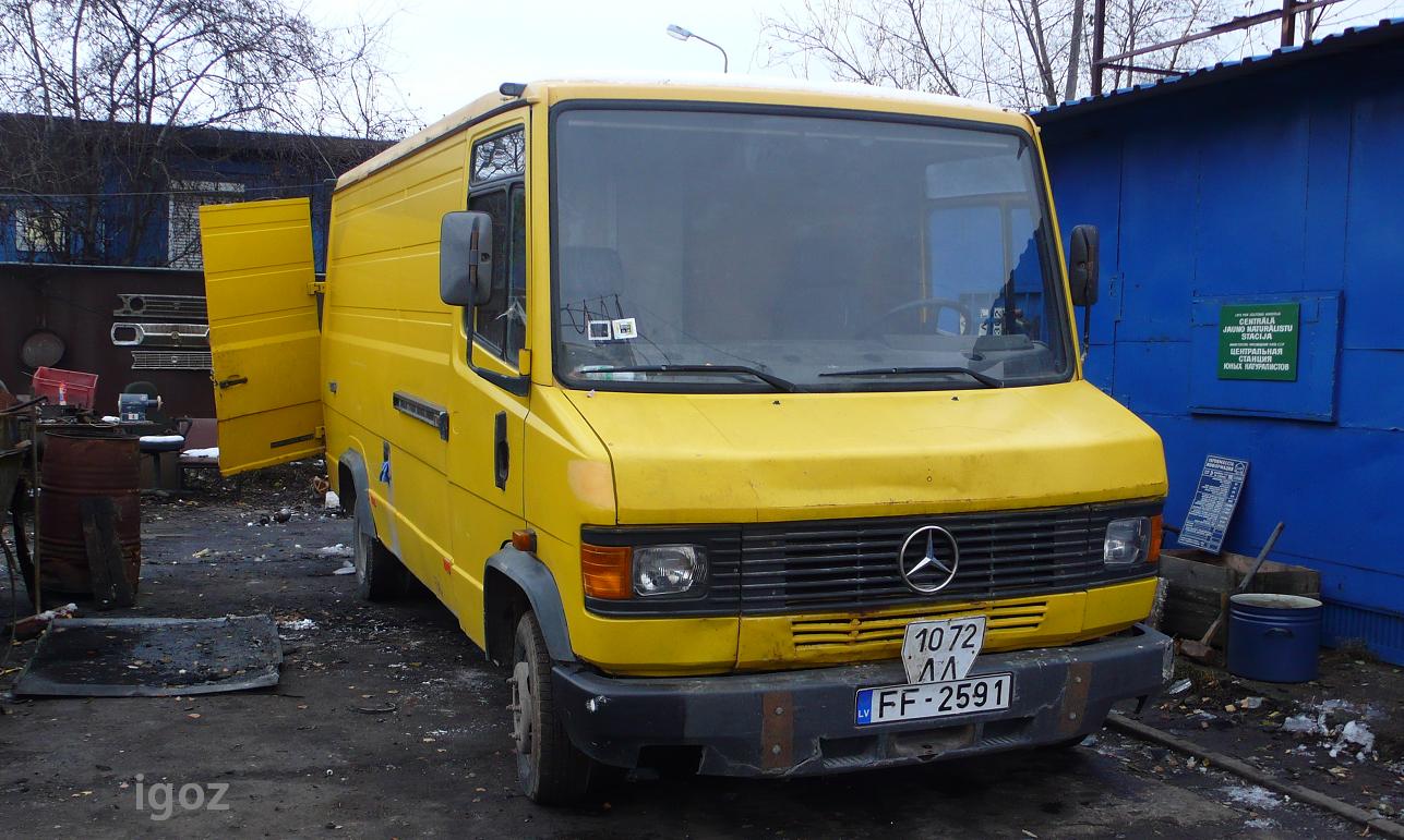 1072 ЛЛ, License plate without vehicle 