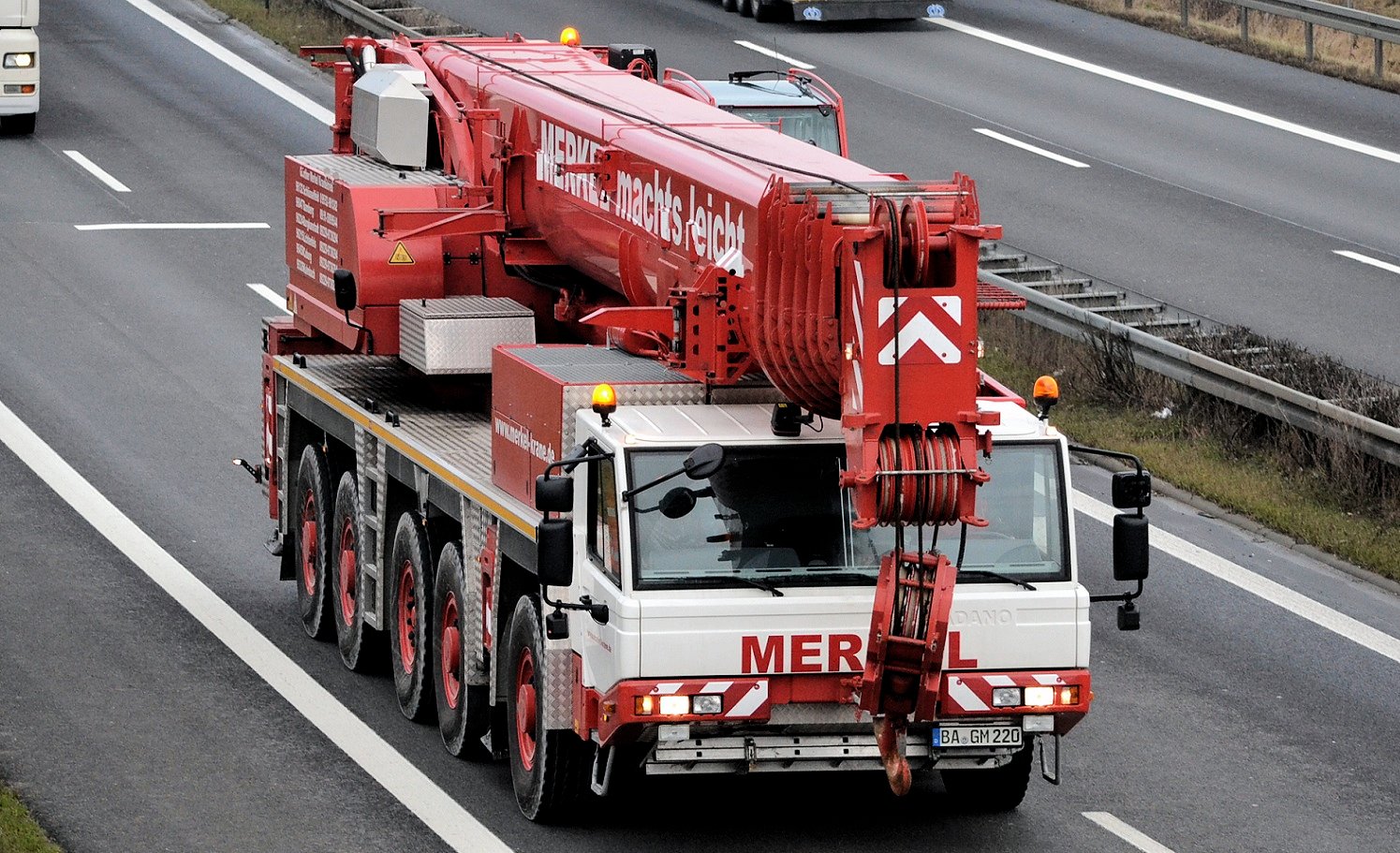 BA GM 220, Tadano ATF 