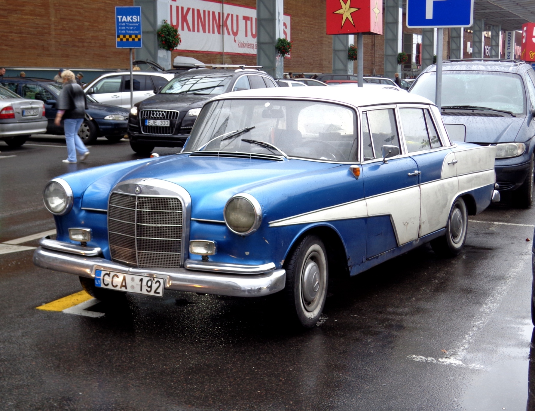 CCA 192, Mercedes-Benz E-Klasse 190–230 Sedan (W110), 1961­–1968