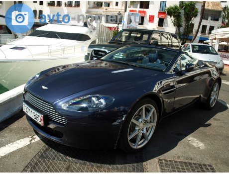 T 3711 BBD, Aston Martin V8 Vantage