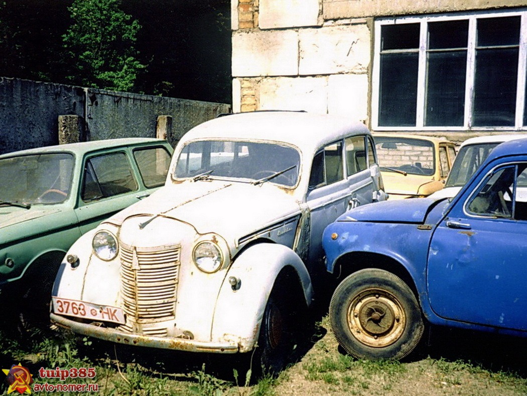 3763 HK, Moskvich (AZLK) 400/401 400-420 Sedan, 1946–1954