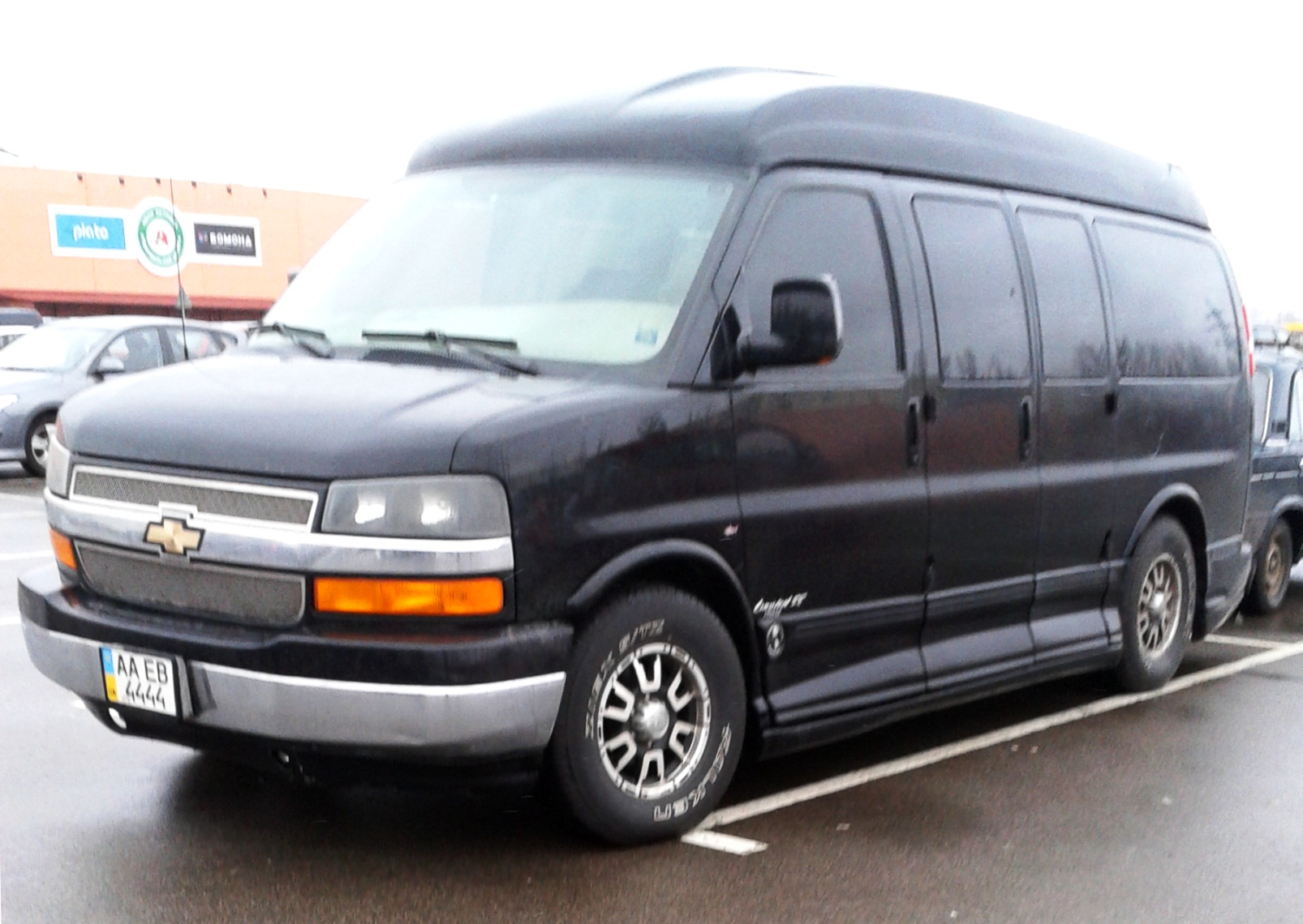 AA 4444 EB, Chevrolet Express 