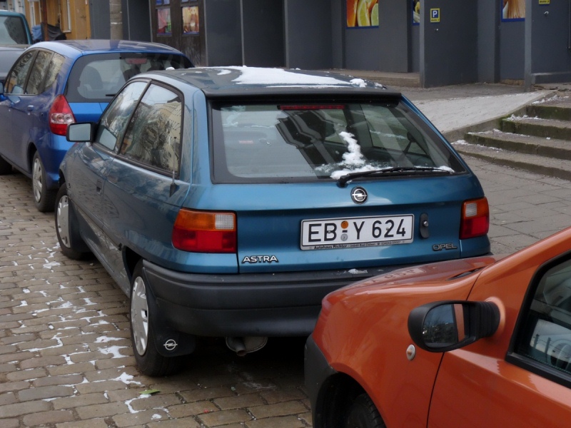 EB Y 624, Opel Astra 1st gen 3-door Hatch (F; T92), 1991–1998