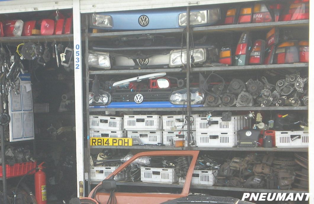 R814POH, License plate without vehicle 