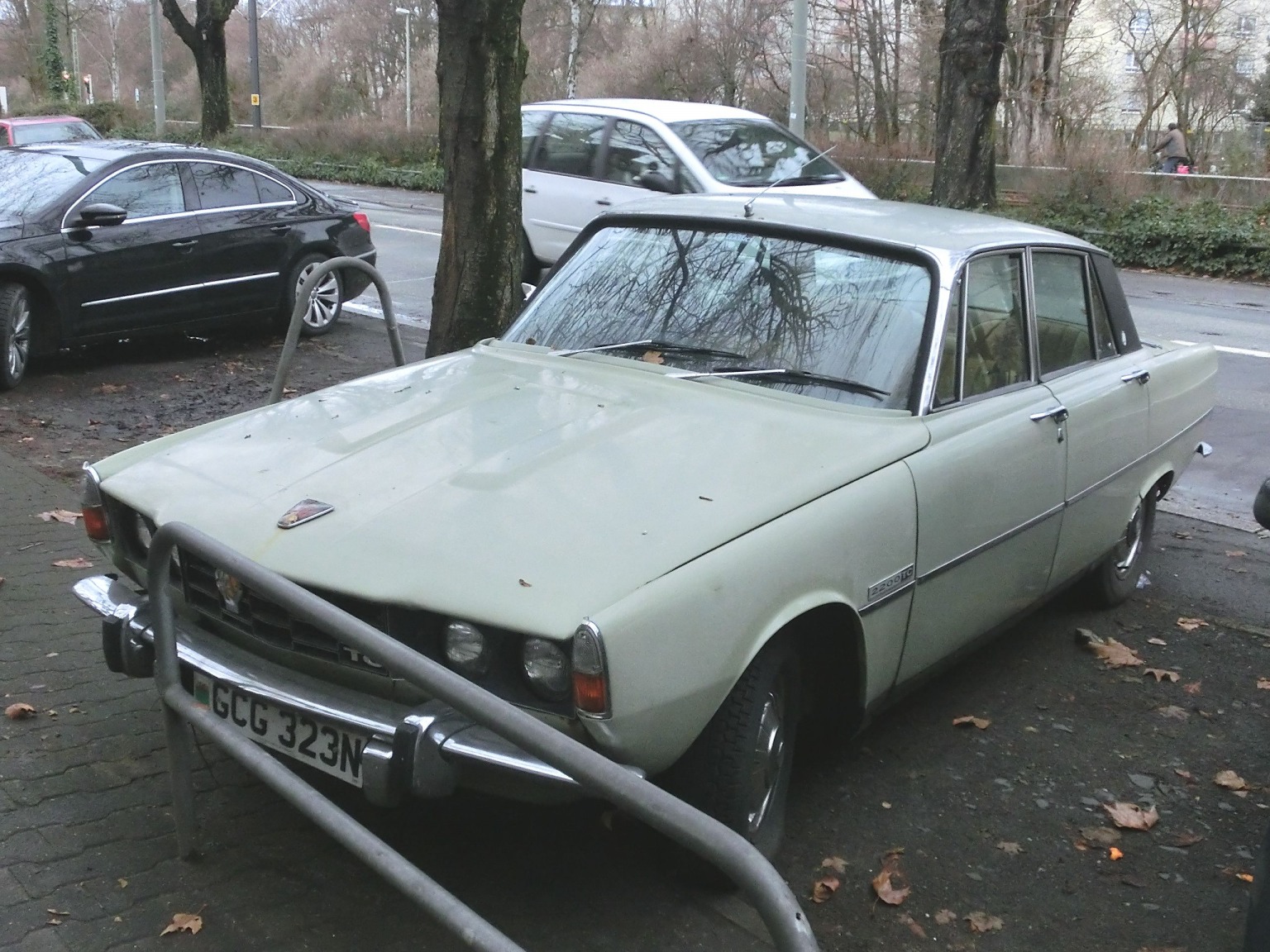 GCG323N, Rover P6 