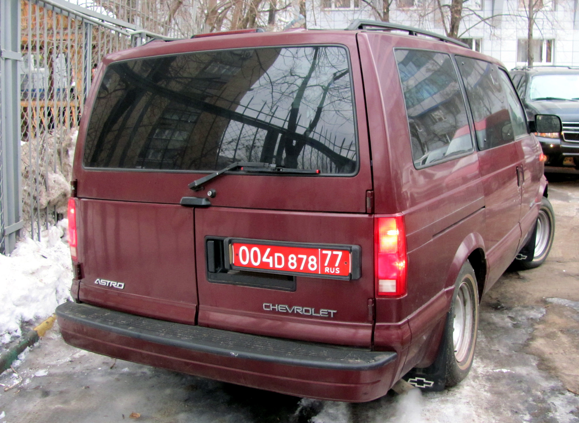 004 D 878 77, Chevrolet Astro 2nd gen (M-body), 1995–2005