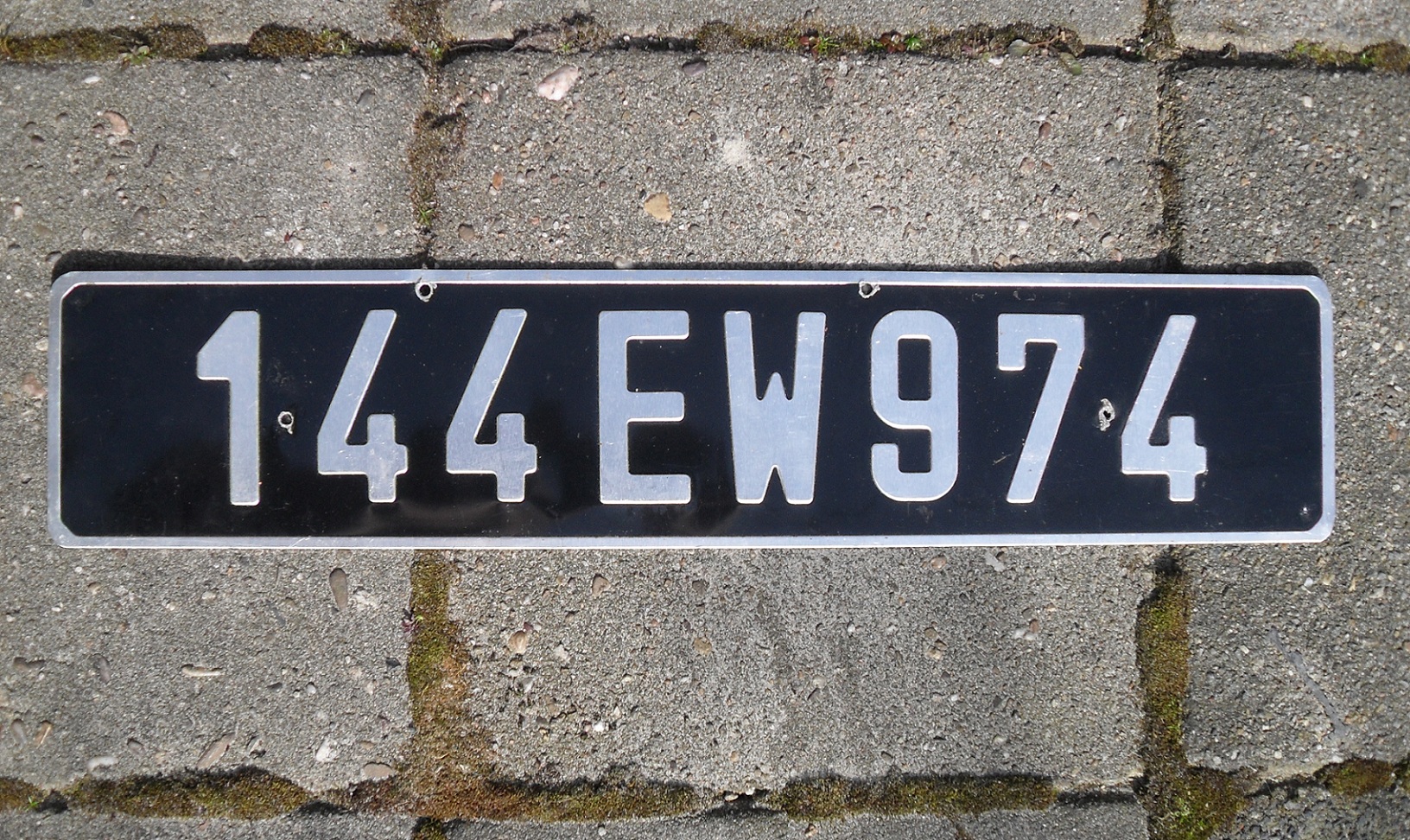 144 WE 974, License plate without vehicle 