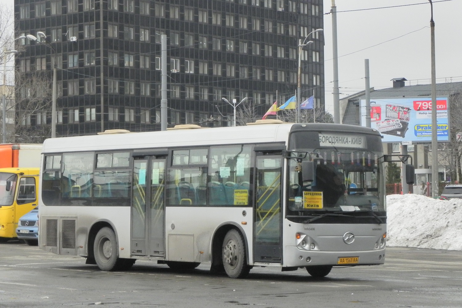 AA 1563 AA, Higer KLQ68**G 