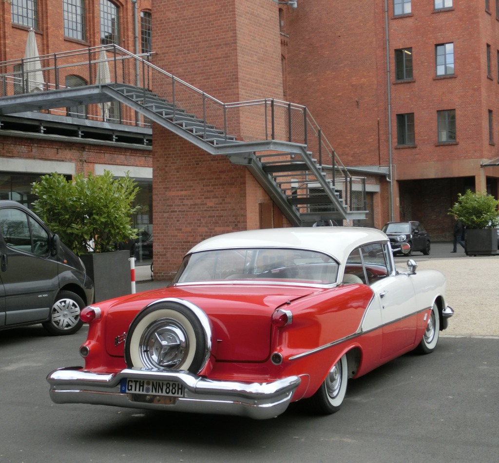 GTH NN 88 H, Oldsmobile 88 