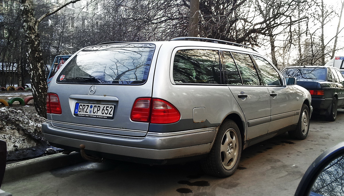 GRZ CP 652, Mercedes-Benz E-Klasse 2nd gen Wagon (S210), 1995­–2003
