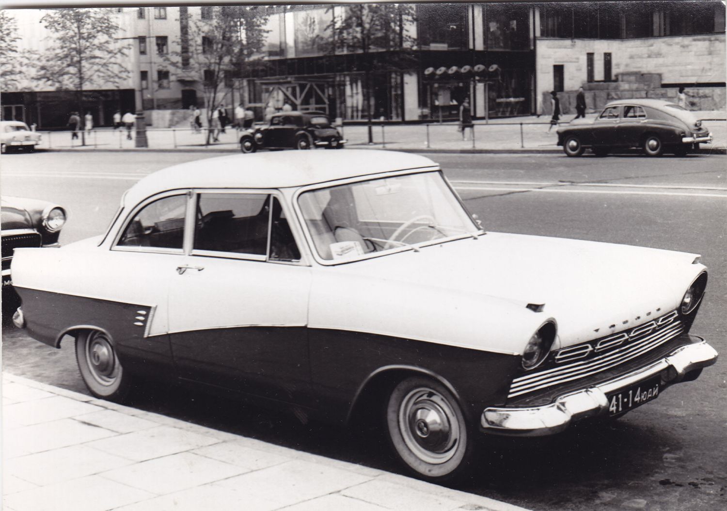4114 ЮАИ, Ford Taunus 2nd gen 17M 2-door Sedan (P2), 1957–1960