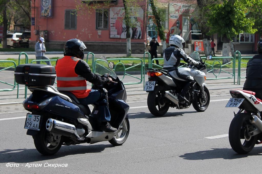 35 AA 09, Honda Silver Wing 2nd gen SilverWing (FJS600/FJS400), 2002–2010