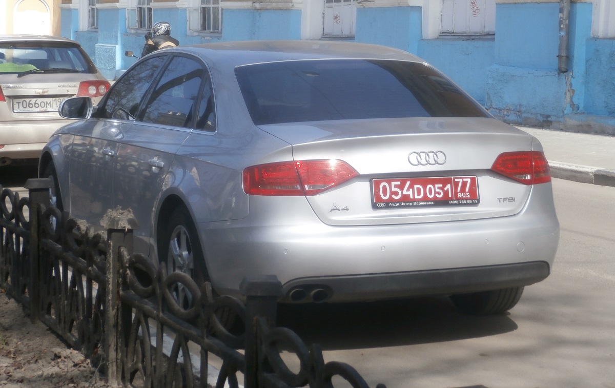 054 D 051 77, Audi A4 