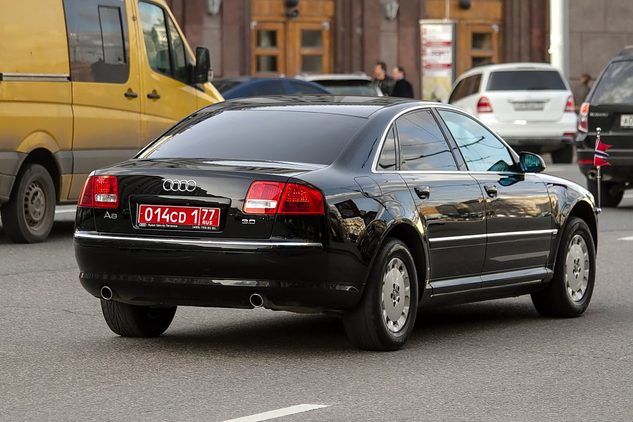 014 CD 1 77, Audi A8 2nd gen (D3/4E2/4E8), 2002–2010