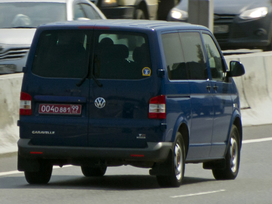 004 D 881 99, Volkswagen Caravelle 