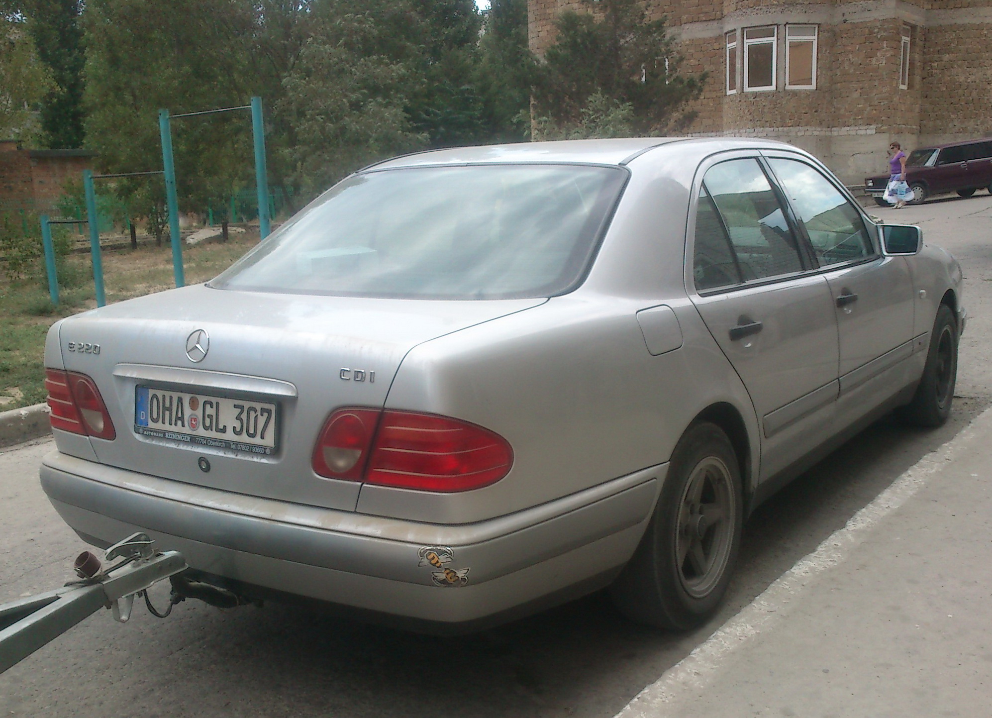 OHA GL 307, Mercedes-Benz E-Klasse 2nd gen Sedan (W210), 1995­–2002