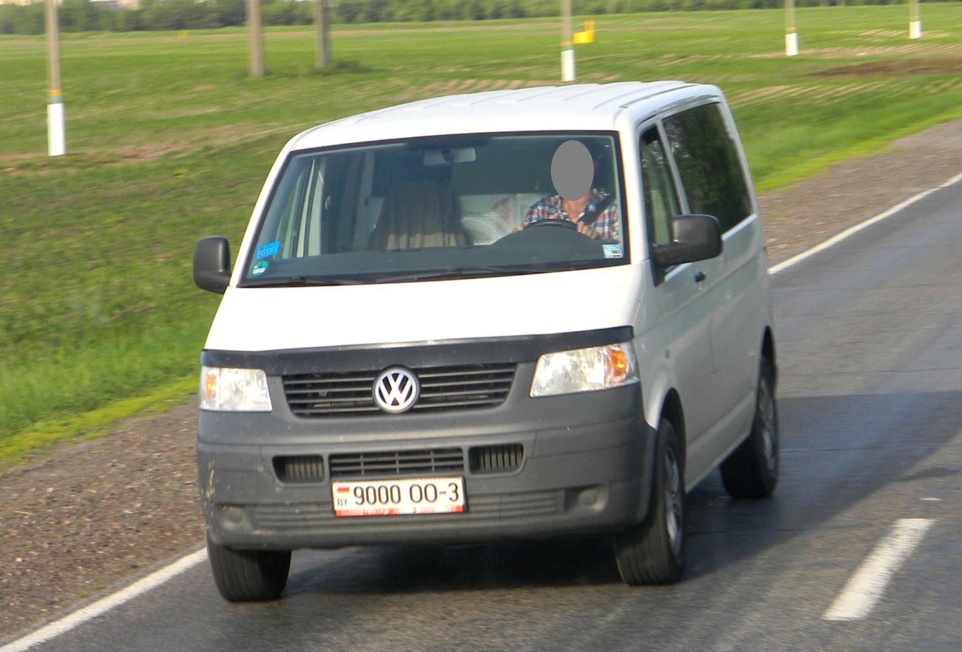 9000 OO-3, Volkswagen Transporter 5th gen Van (T5) (7E/7H), 2003–2009