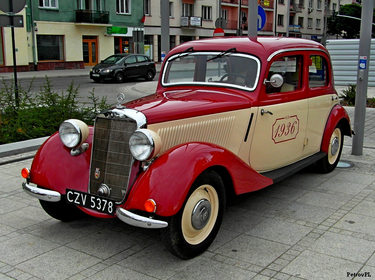 CZV 5378, Mercedes-Benz 200/230 