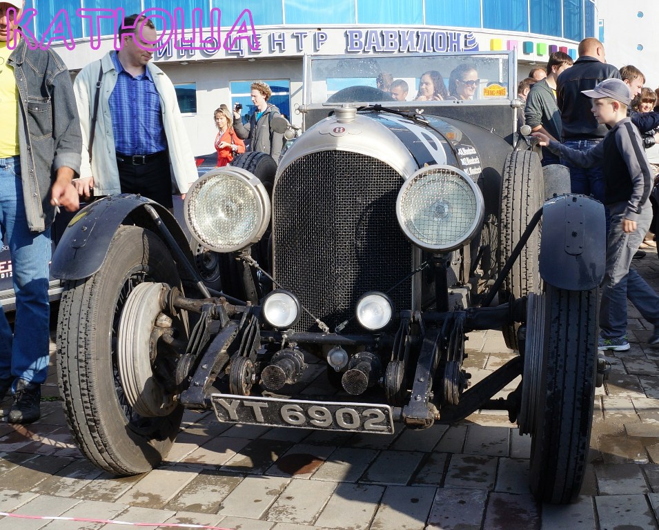 YT6902, Bentley 4½ Litre 
