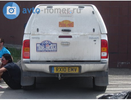 RX10 EMV, Toyota Hilux