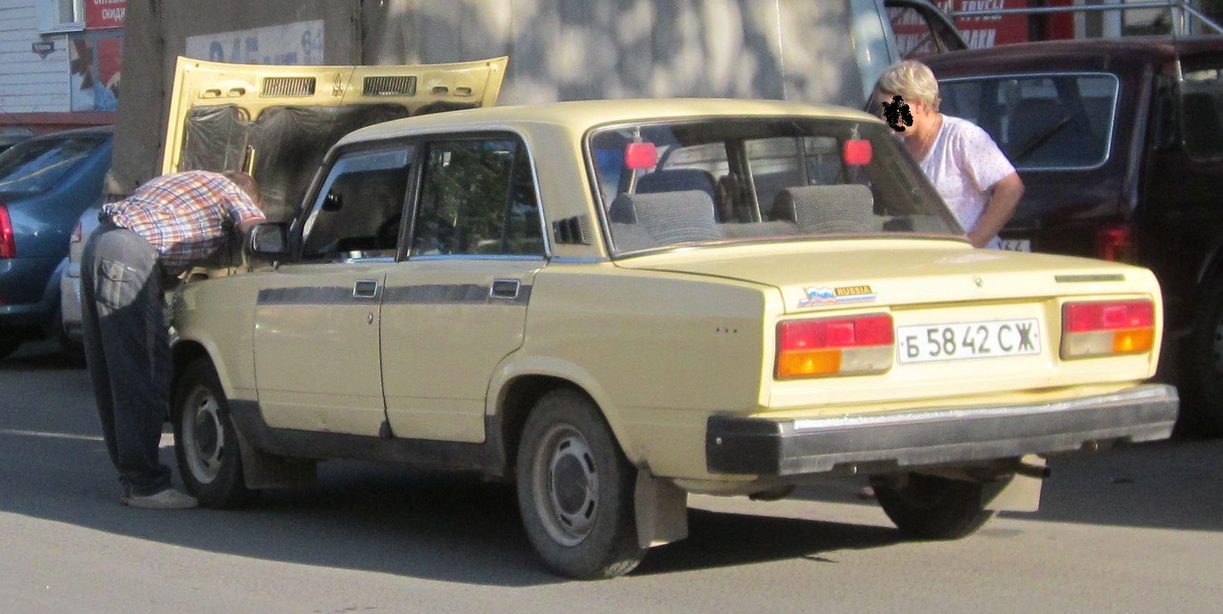 б 5842 СЖ, Lada (VAZ) 2107 Жигули (Nova / Riva / Signet / 1500), 1982–2014