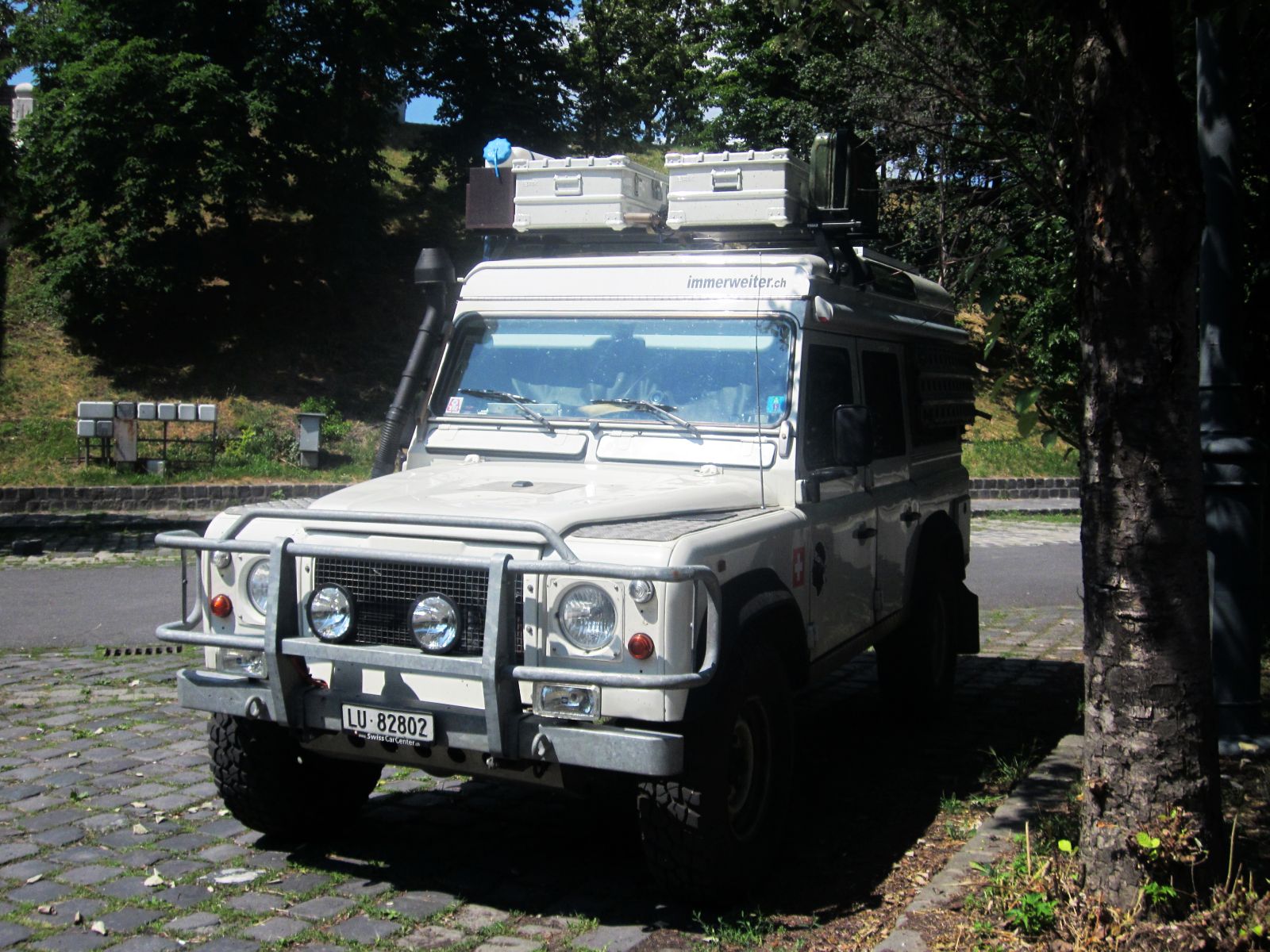 LU 82802, Land Rover Defender 