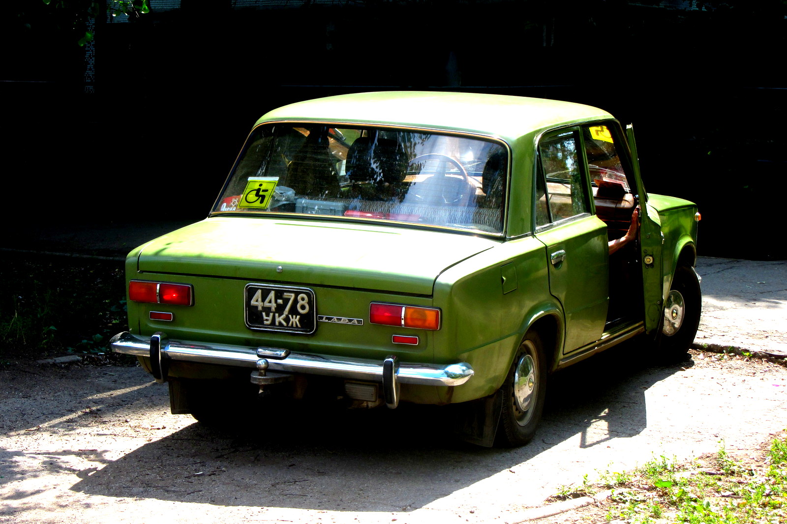 Машина 4 буквы. ВАЗ 2101. ВАЗ 2101 back. ВАЗ 2101 коротыш. Vaz2101 салатовый.