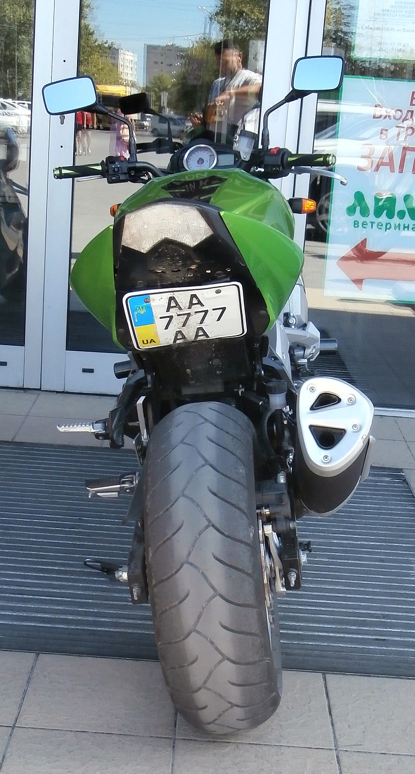 AA 7777 AA, Kawasaki Z750 2nd gen ZR750L/M, 2007–2012
