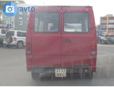 3737 ЛЕС, Mercedes-Benz T1