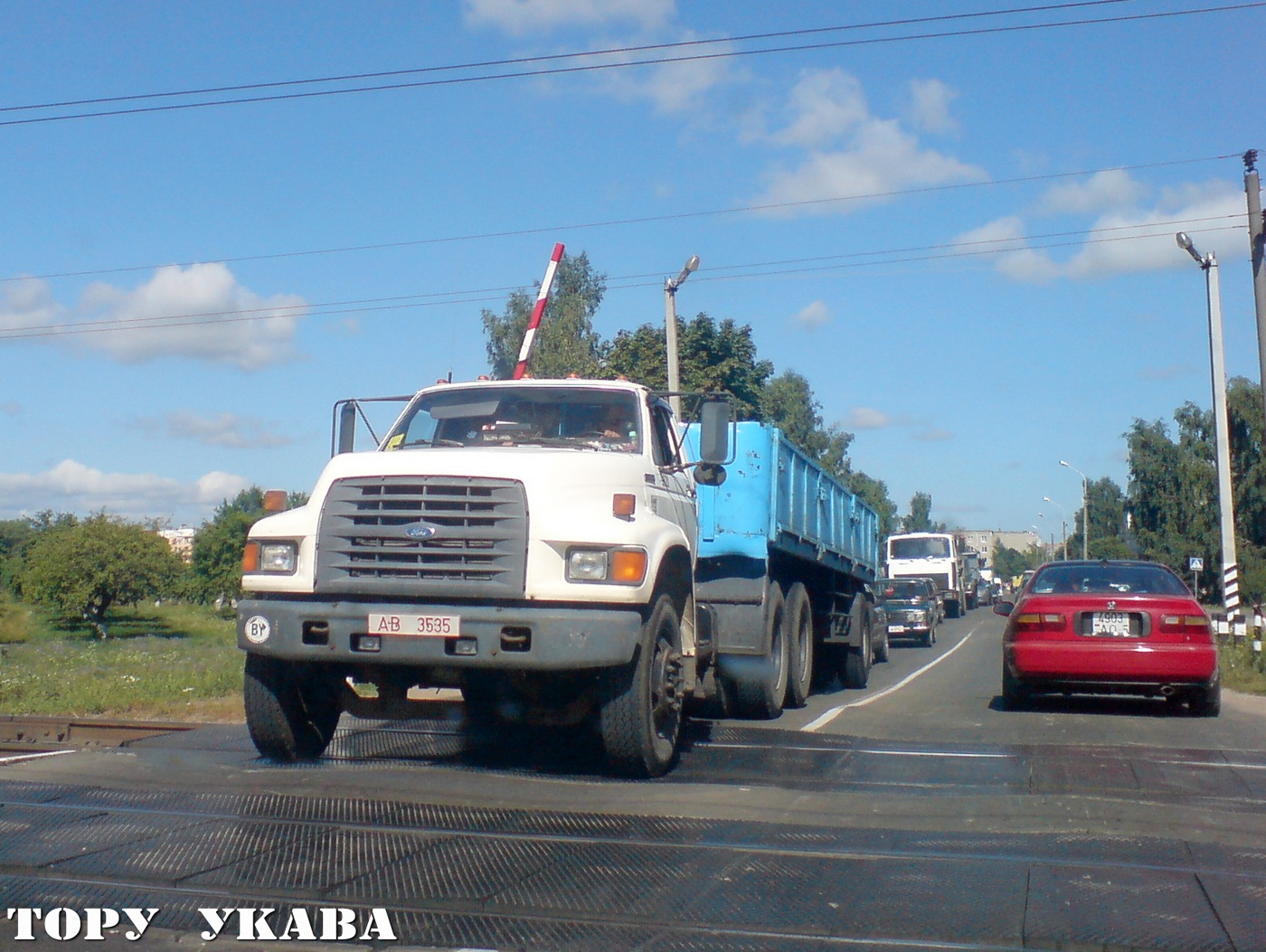 AB 3535, Ford F-800 9th gen, 1995–1999