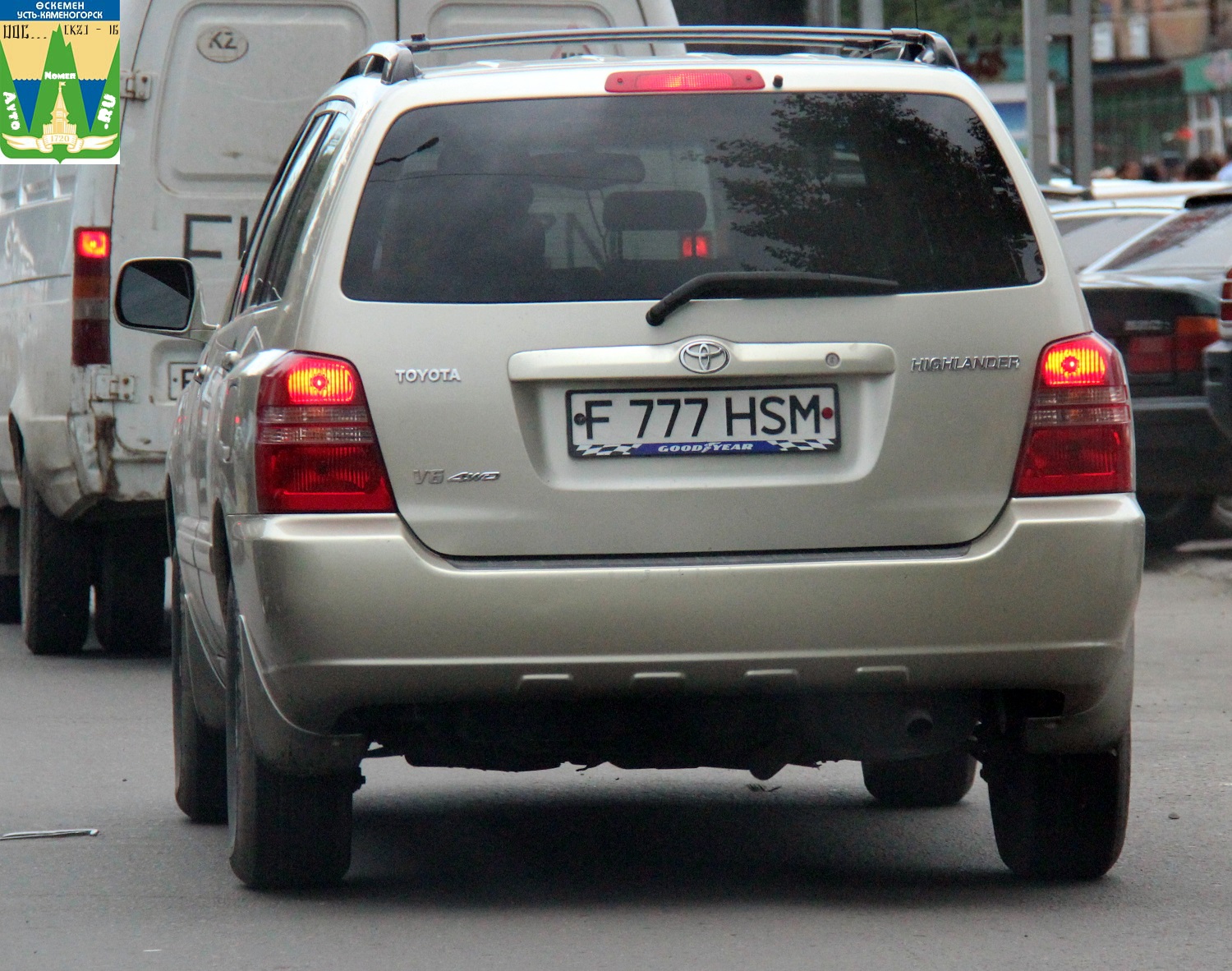 F 777 HSM, Toyota Highlander 