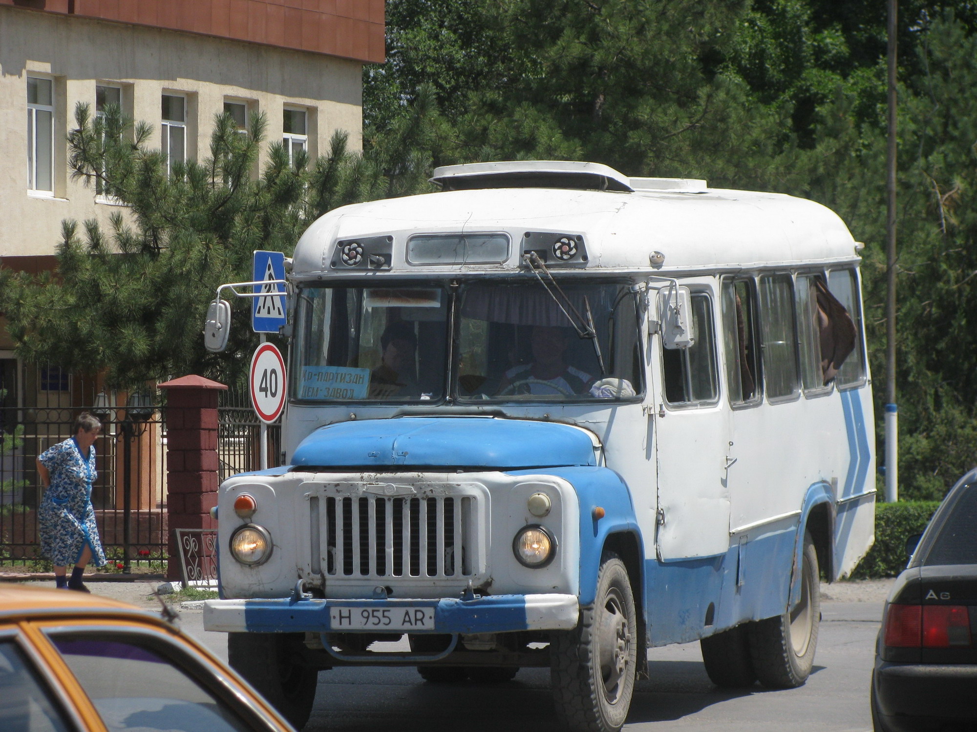 ТАРЗ 3270 авто