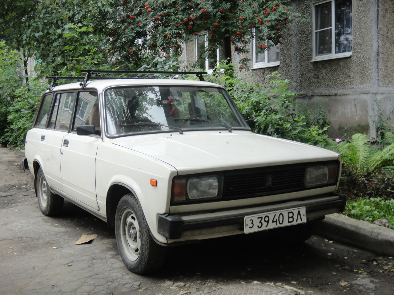 з 3940 ВЛ, Lada (VAZ) 2104 Жигули (Nova / Riva / 1300 / 1500), 1984–2012