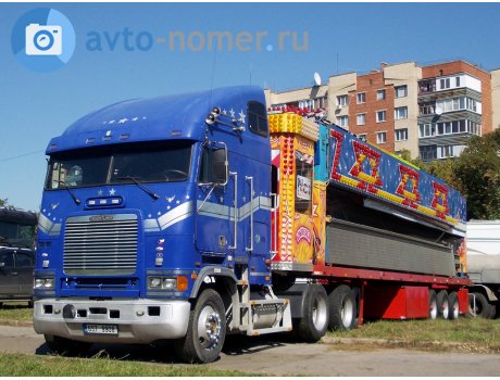 6S7 9908, Freightliner FLB