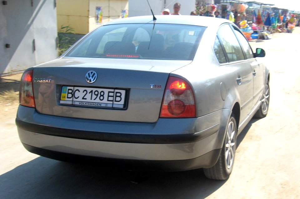 BC 2198 EB, Volkswagen Passat 5th gen Sedan (B5.5; 3BG), facelift, 2000–2005
