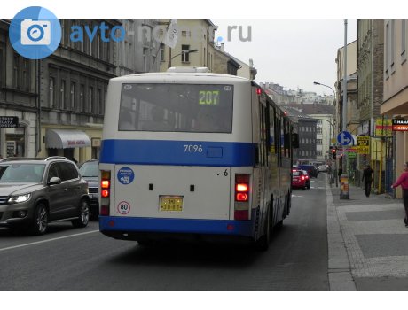 AU 30-81, Karosa B732