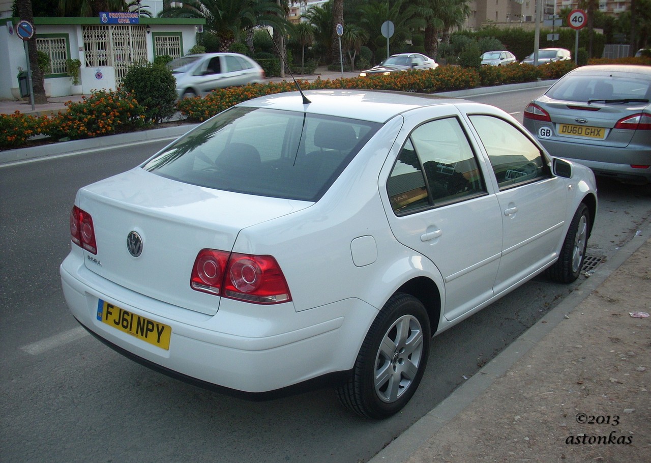 FJ61NPY, Volkswagen Bora 1st gen Sedan (9D2; BR- and CN-market), facelift, 2005–2008 (–2011 for BR-market)