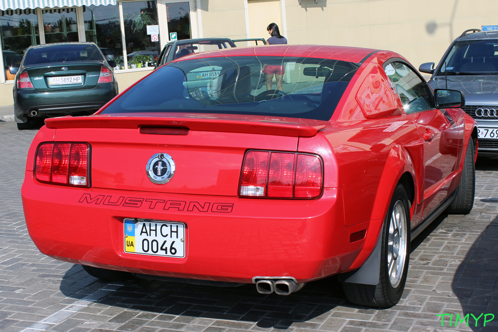 AH 0046 CH, Ford Mustang 5th gen 2-door Coupé (S197), 2004–2009
