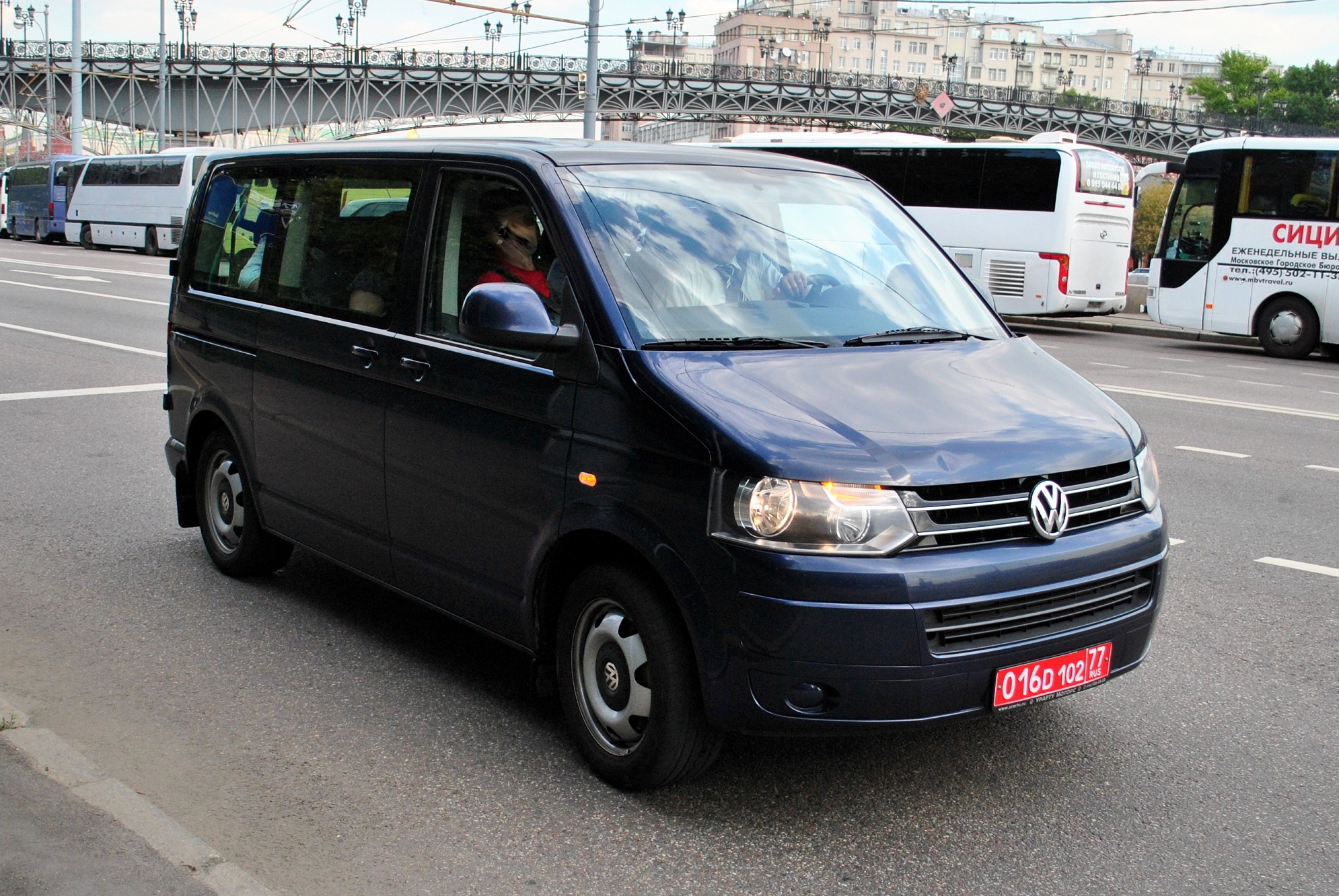 016 D 102 77, Volkswagen Caravelle 