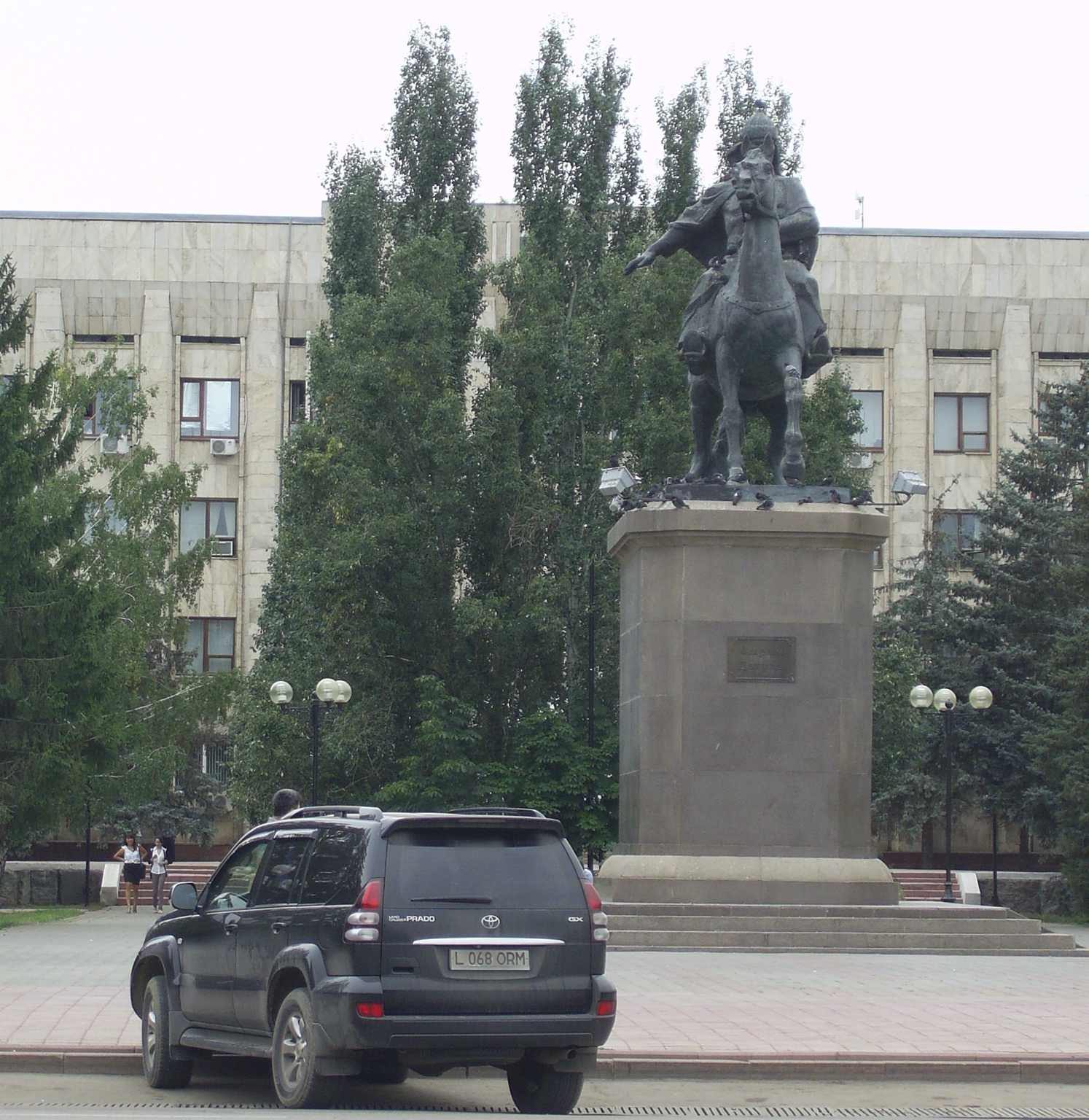 L 068 ORM, Toyota Land Cruiser Prado 3rd gen 5-door SUV (J120), 2002–2009