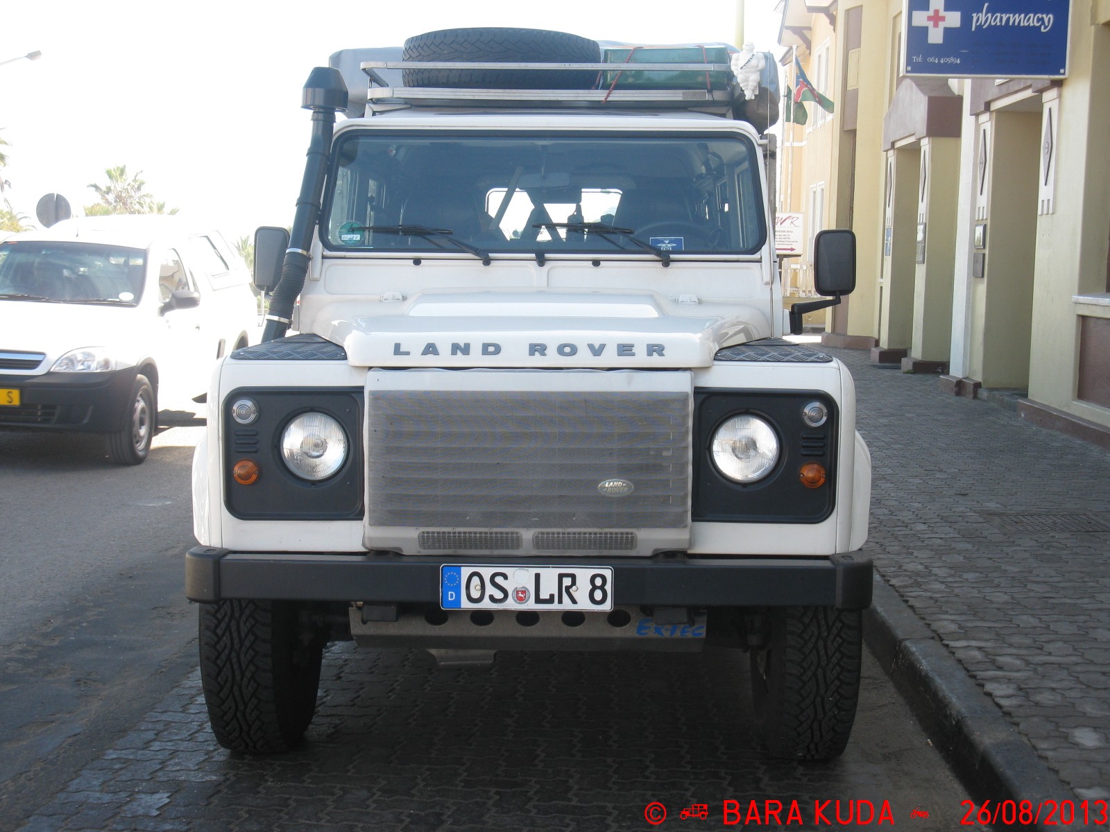 OS LR 8, Land Rover Defender 