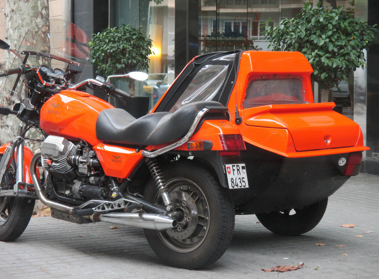 FR 8435, Moto Guzzi 850 T 
