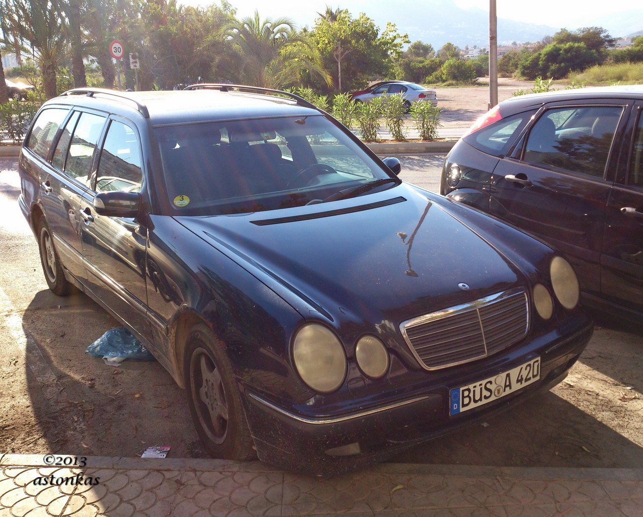 BÜS A 420, Mercedes-Benz E-Klasse 2nd gen Wagon (S210), 1995­–2003