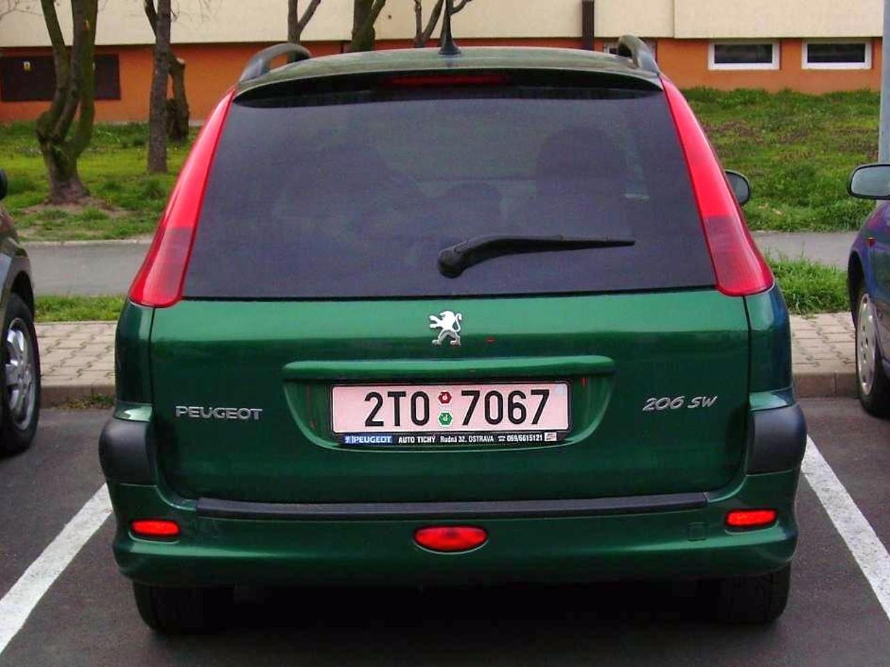 2T0 7067, Peugeot 206 