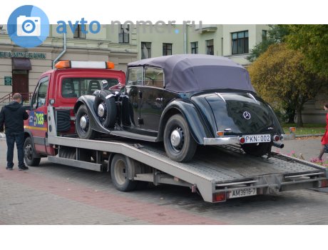 PKN 002, Mercedes-Benz 320