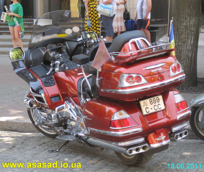 C CC 888, Honda Gold Wing 5th gen GL1800 (SC47), 2001–2017